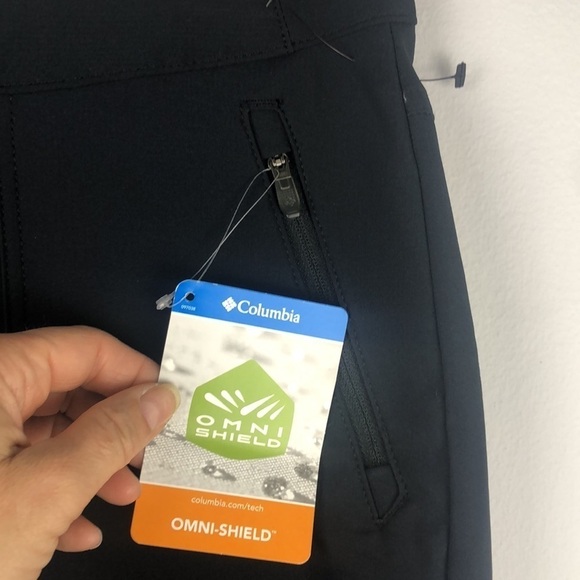 NEW Columbia Savanna Hill Utility Hiking Capri Black Stretch Pocket Outdoor Pant - Picture 14 of 16